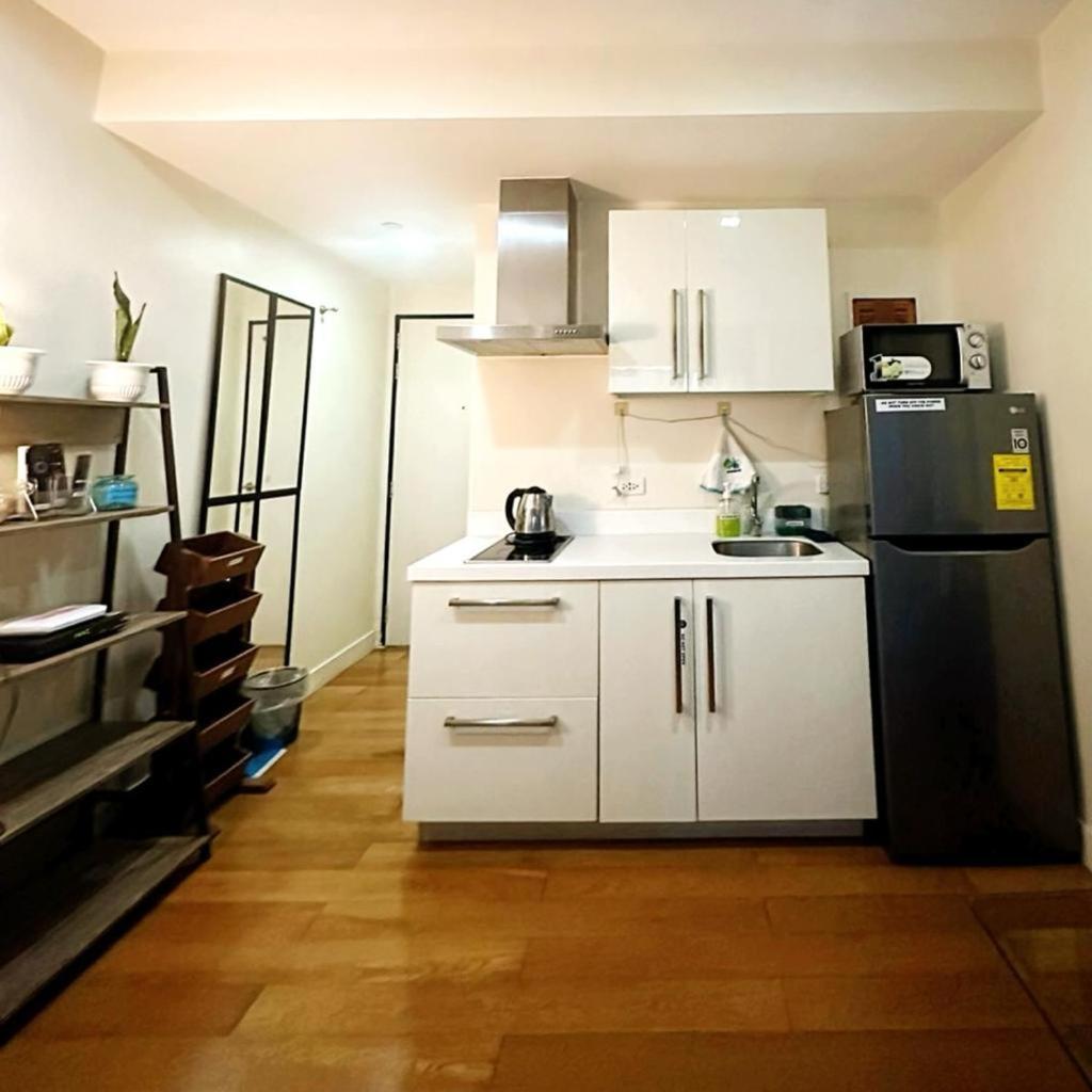 Acqua Private Residence Livingstone Tower Condo Unit With Free Wifi Manila Ngoại thất bức ảnh