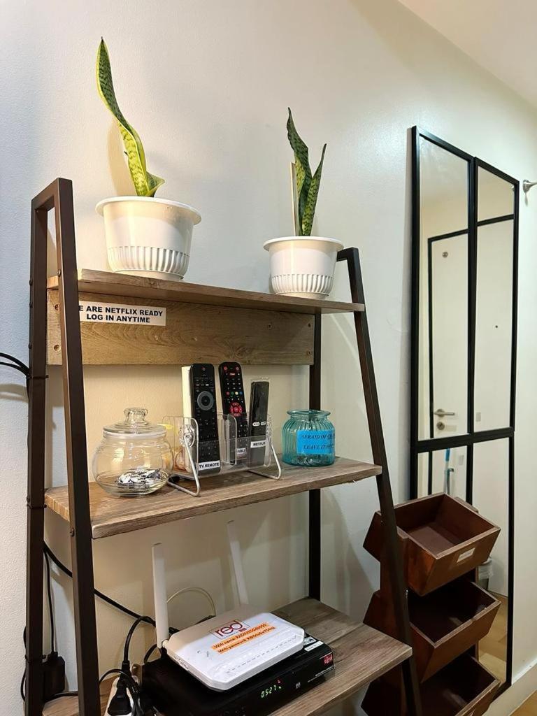 Acqua Private Residence Livingstone Tower Condo Unit With Free Wifi Manila Ngoại thất bức ảnh